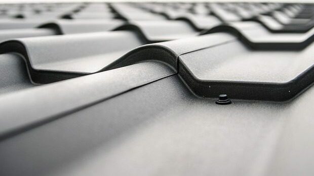 Roof plates which are roofing options in Arizona